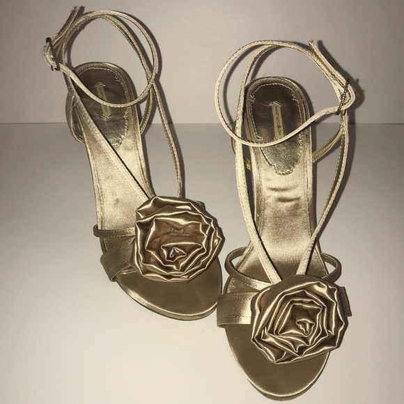 MaxStudio Satin Heels - Picture 1 of 6